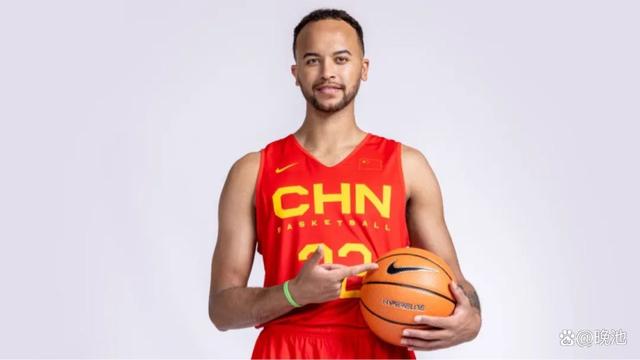 今晚必中一码一肖澳门,今日！NBA战8场，詹姆斯率湖人亮相CCTV5，中国男篮归化球员出战