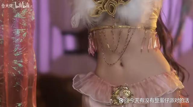 2024澳门资料正版大全_盘点游戏里绝美coser！圈外人都心动的那种，快养养眼！