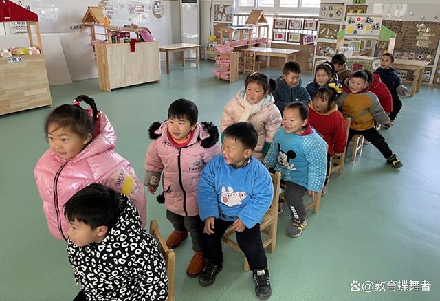 2024年香港正版资料免费大全_小学数学教学中，怎样融入教育游戏？要往这个方向发力