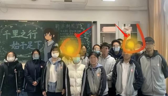 2024新澳门精准正版资料大全_上海女教师出轨16岁学生被停职，网友吃瓜，法学生忙着复习知识点  第10张