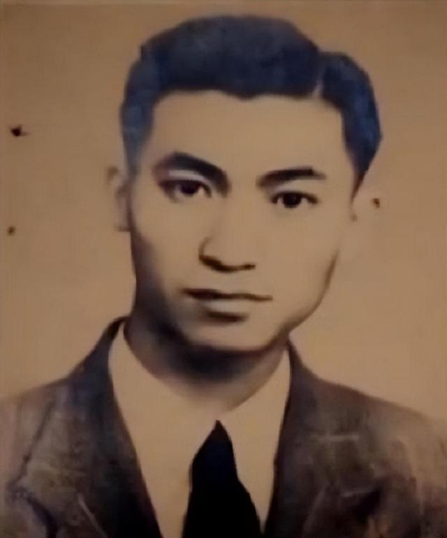 澳门一肖一码期期准资料1_1949年我党特工身中27枪牺牲，妻子收到一个烟盒，打开后泣不成声