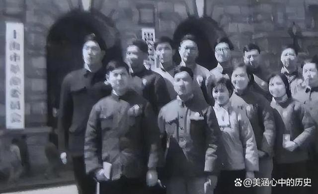 澳门一肖一码最新开奖结果,他曾担任公安部副部长，1984年被开除党籍，1994年赴美定居  第7张