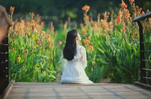 澳门天天开奖资料大全最新_人到中年，最好的活法，过低配生活  第3张