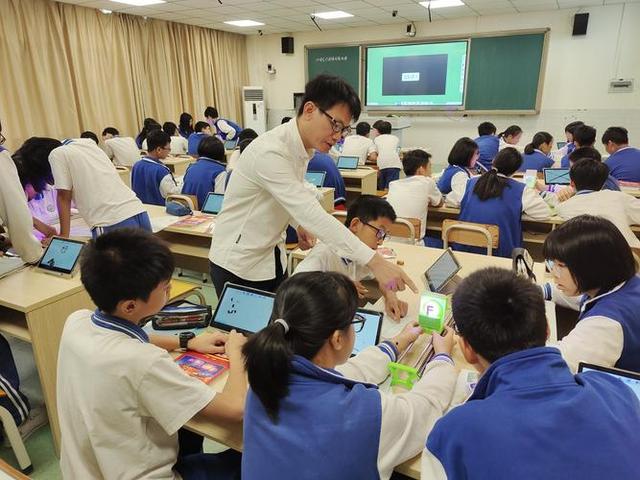 2024新澳门资料大全_教委发布新政策：中小学或迎来“地震”改革，春节前全面执行  第5张