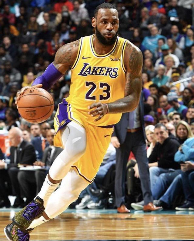 澳门一码一肖一特一中五码必中_NBA十大历史最强球员 盘点NBA史上最佳球员NBA最厉害的球星有哪些