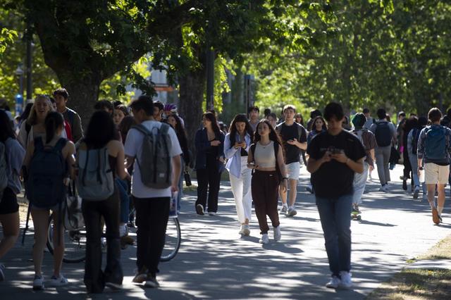 今期澳门三肖三码开一码,澳洲留学新政恐致“高风险”学生涌入！中国留学生躺枪  第4张