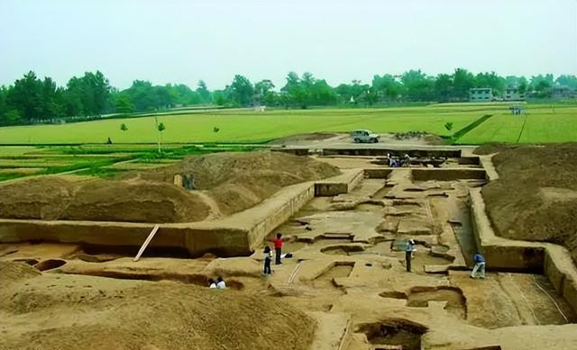 2024新澳免费资料成语平特,我国历史惊现1500年空白期，无任何史料记载，中间到底发生了什么  第22张