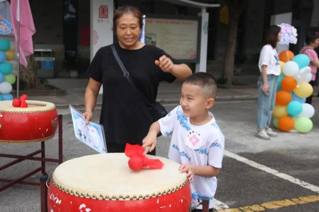 20204澳门资料正版大全_朱砂启智、开笔启蒙、三重“拱门”……川渝中小学开学 仪式感拉满！