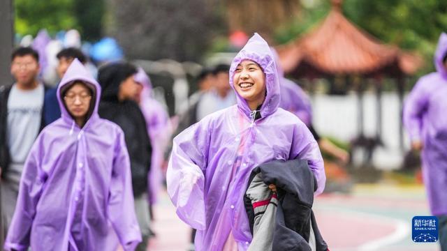 香港最新正版四不像_全国部分地区高考结束