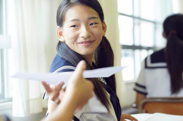 黄大仙今晚必开一肖,孩子成绩好，要避免三年级成绩下滑，家长帮孩子做好几点  第3张