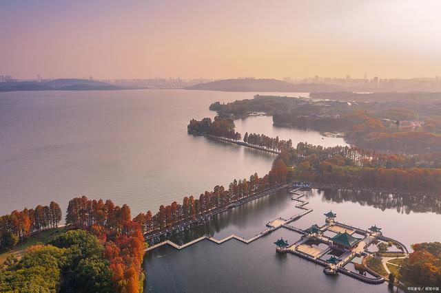 香港最准资料免费公开_湖北旅游：精选十大必游景点，定格你的旅行记忆，分享美好瞬间