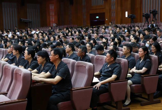 澳门正版资料免费大全精准绿灯会,最高法举行深入学习贯彻党的二十届三中全会精神专题宣讲报告会 张军主持并讲话 田培炎作报告  第4张