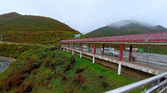 7777788888马会传真_兰州出发2h达！这条网红公路，草原、峡谷、雪山，每一公里都美到极致！  第12张