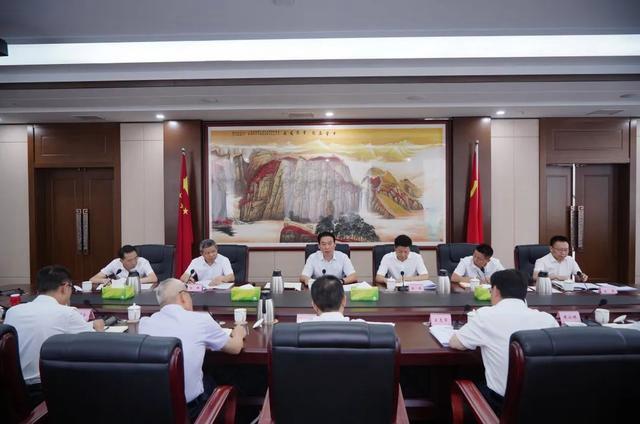 2024今晚新奥买什么_省委统战部理论学习中心组召开专题学习研讨会