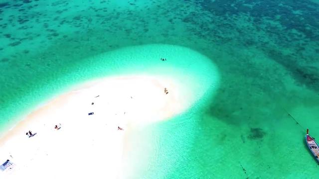 澳门资料大全正版资料查询器,探索未知美景，发现旅途的真谛，体验心灵的洗礼  第1张