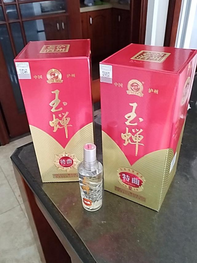 新澳门六会精准免费开奖_推荐5款高颜值纯粮白酒，好喝到爆，C位出道  第3张