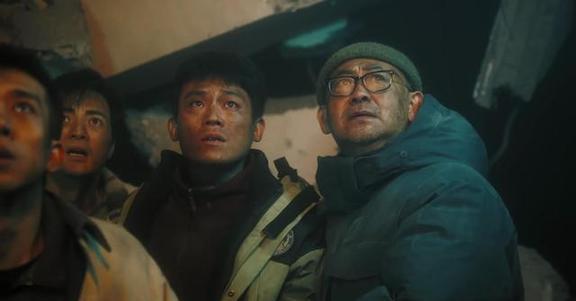 管家婆八肖版资料大全_国产灾难剧《二十一天》上映，连看4集不过瘾，这回终于淘到宝了  第8张