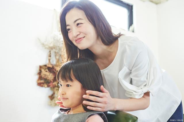 澳门今期开奖结果号码,揭秘！三句话让孩子主动放下手机，告别游戏沉迷！  第2张