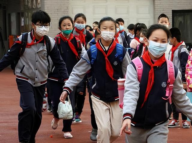 澳门四肖八码期期准精选资料软件_10月份，中小学将迎来调整，部分地区落实，老师很支持  第3张